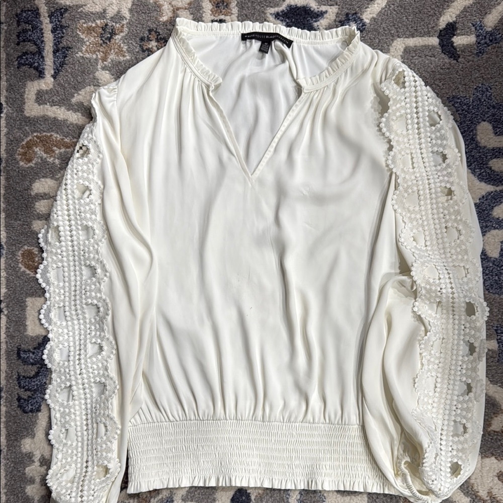 White House Black Market White Blouse with Soft Texture